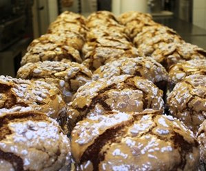 Panettoni in fila per tre