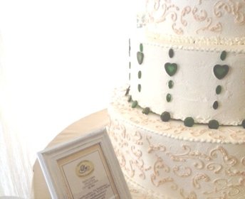 Torta Camelia con gemme
