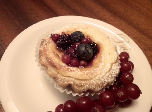 tortino ricotta e frutti di bosco